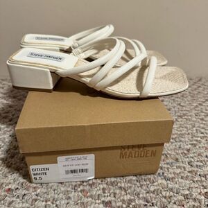 Steve Madden Citizen Strappy Sandal White- Size 9.5